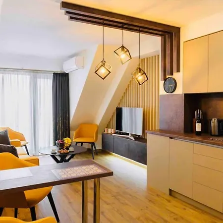 Apartment Cozy,stylish,modern With Terrace/top Location